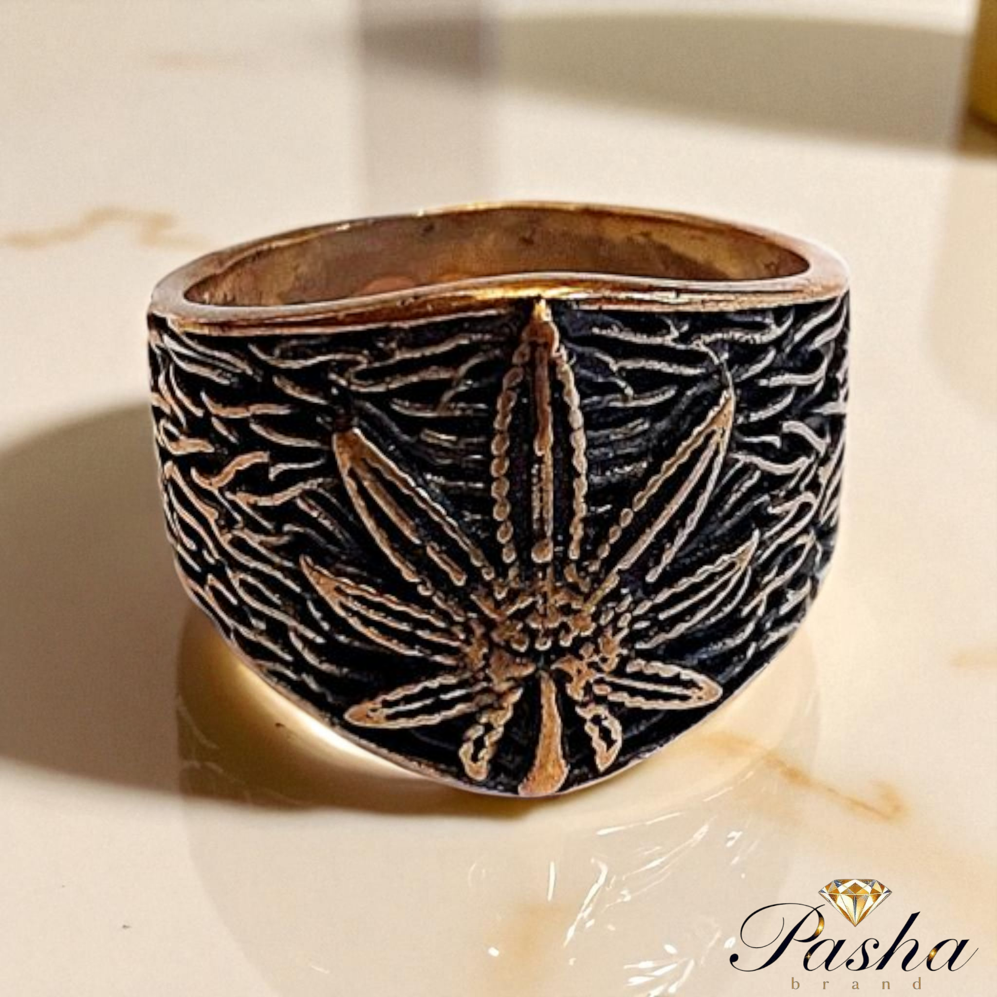 انگشتر مردانه طرح ماری‌جوانا | استیل طلاروس درجه ۱