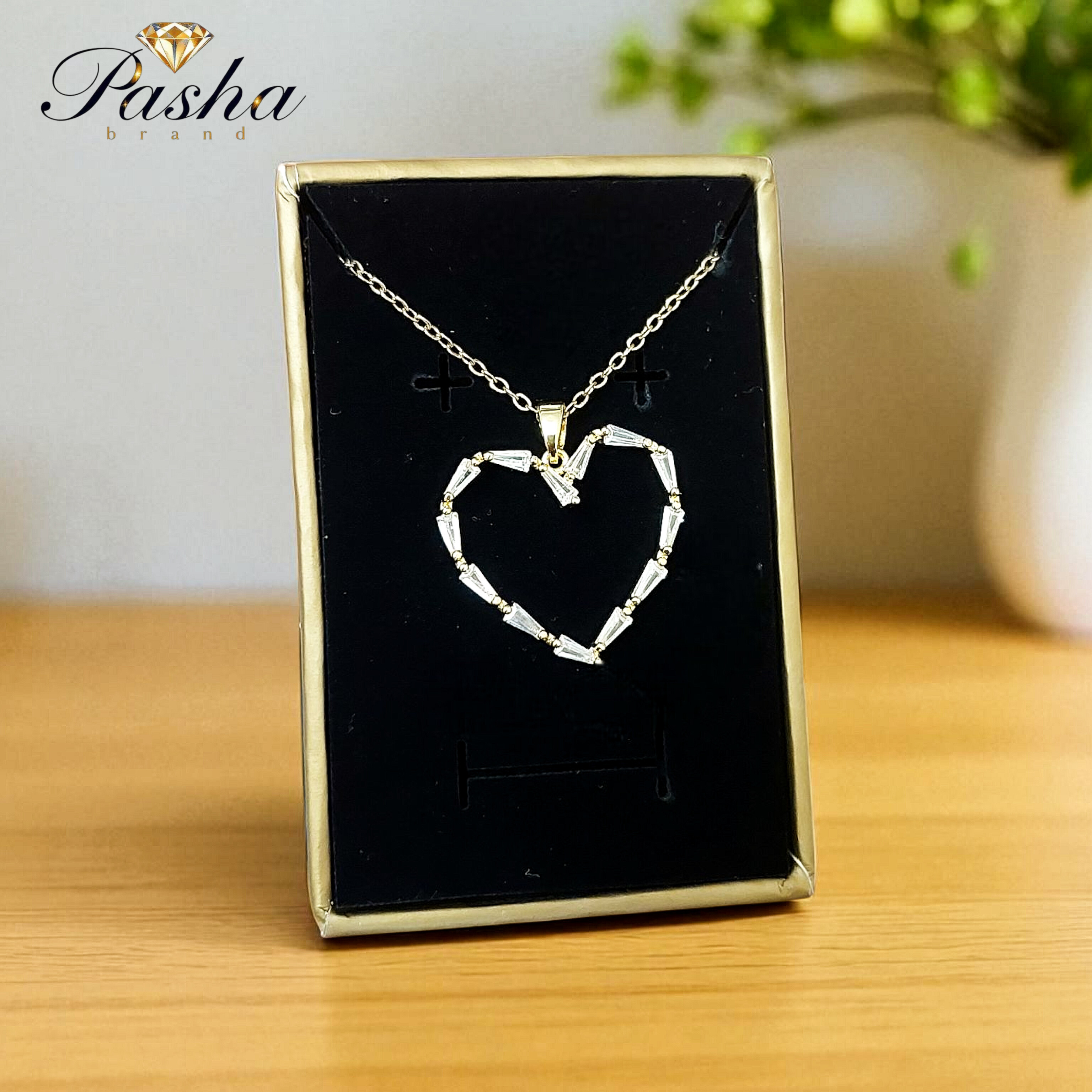 گردنبند زنانه طرح قلب توخالی نگین الماسی
